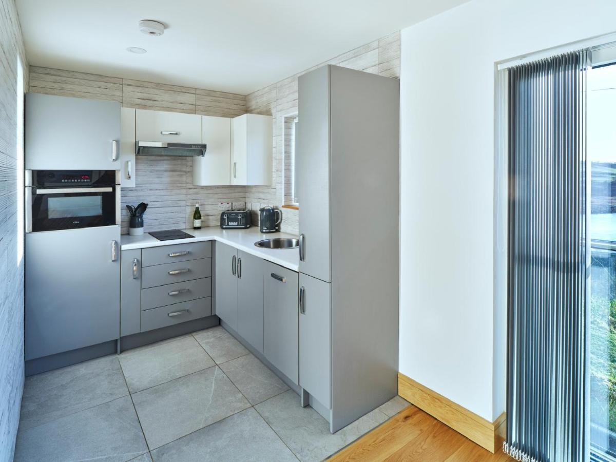 Red Watch Apartment Обан Экстерьер фото